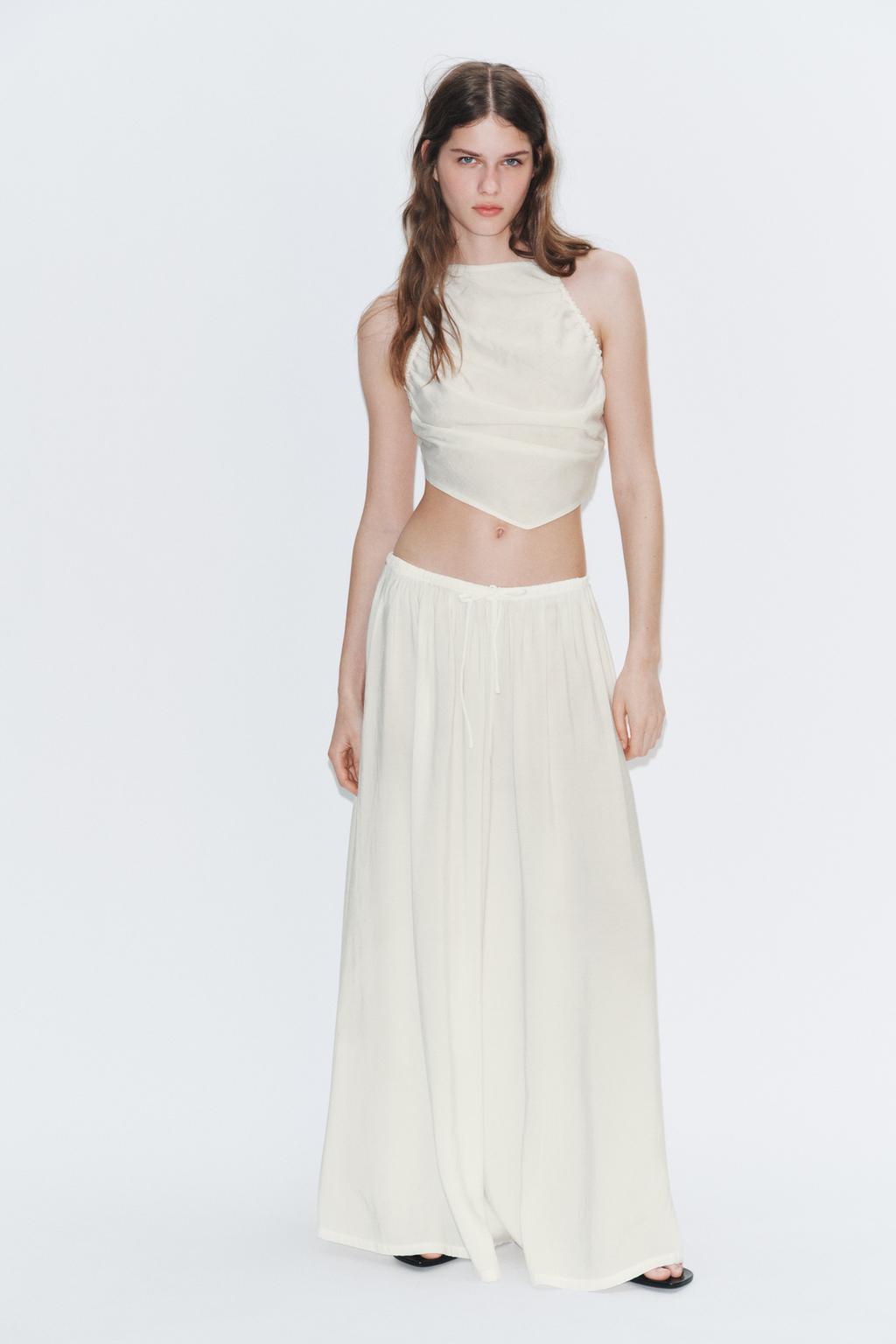 TROUSERS WITH DRAWSTRINGS