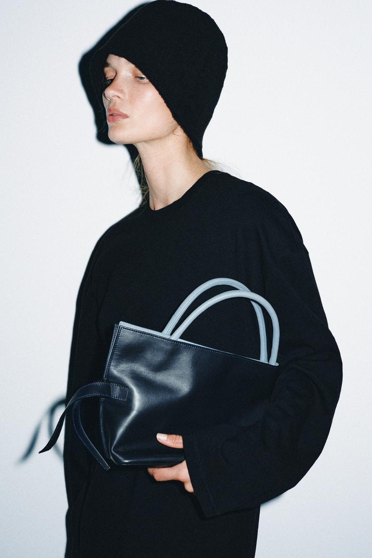LEATHER FLAP BAG